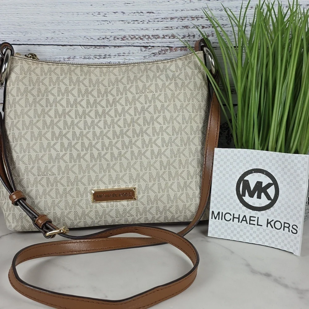 MICHAEL KORS VANILLA TAN‎ LOGO BAG LEXINGTON CROSSBODY SHOULDER PURSE GUC - Picture 3 of 16